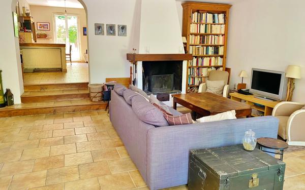 Maison à vendre    7 pièces • 197,23 m2 Sainte-Foy-lès-Lyon