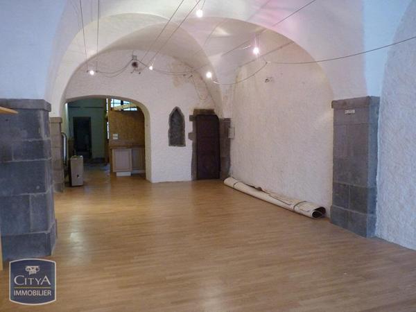 Location local commercial 70.7m²