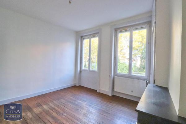 Appartement à louer 2 pièces 59.01m²