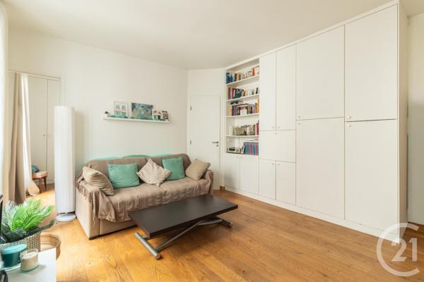 Appartement F2 à vendre  2 pièces - 31,46 m2 PARIS - 75008