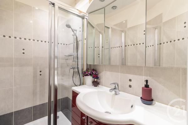 Appartement F2 à vendre  2 pièces - 31,46 m2 PARIS - 75008