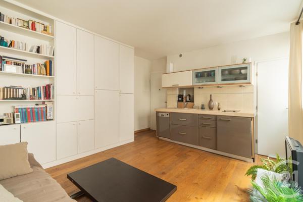 Appartement F2 à vendre  2 pièces - 31,46 m2 PARIS - 75008