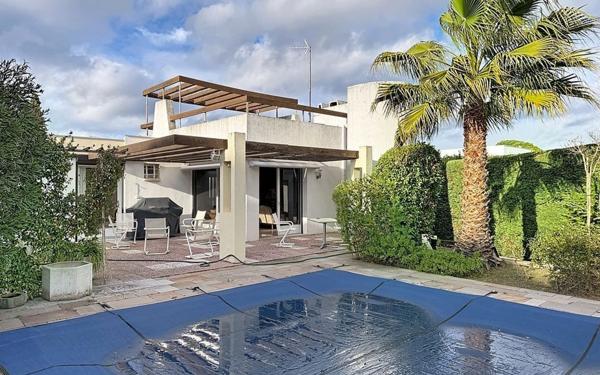 Maison à vendre    5 pièces •  La Grande-Motte