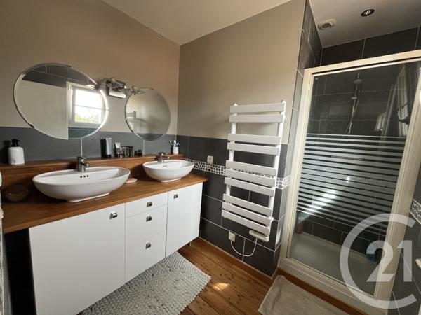 Maison à vendre  8 pièces - 198,53 m2 ST PHILBERT DE GRAND LIEU - 44