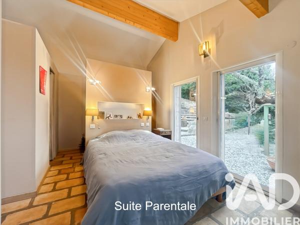 Maison à vendre 6 pièces 181 m² Calvisson