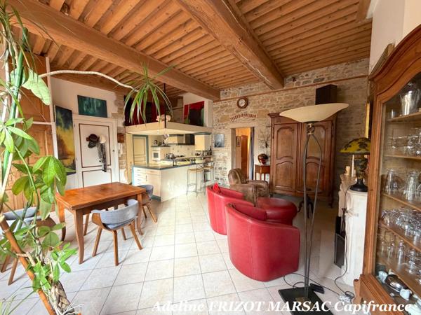 APPARTEMENT au CHARME EXCEPTIONNEL - 118m2 - 3 CHAMBRES - 1 BUREAU - LUMINEUX