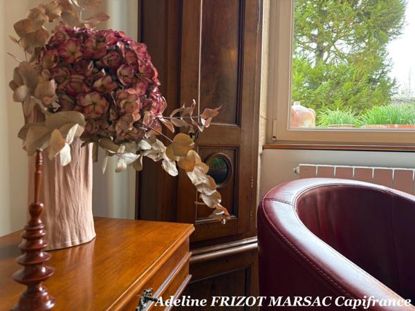 APPARTEMENT au CHARME EXCEPTIONNEL - 118m2 - 3 CHAMBRES - 1 BUREAU - LUMINEUX