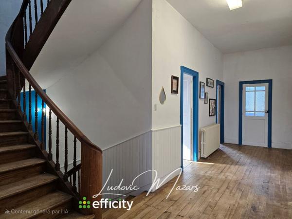 Maison
         7 pièces
        - 200 m² Exclusivité 195 000 € *