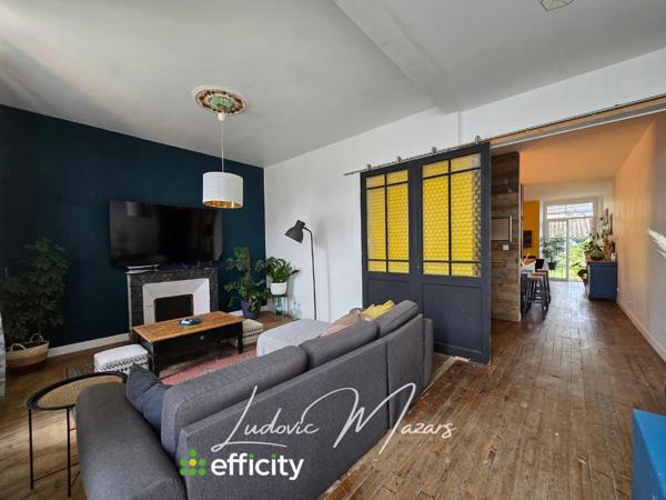 Maison
         7 pièces
        - 200 m² Exclusivité 195 000 € *