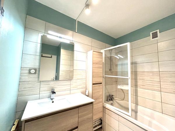 Appartement 3 pièces à Pontoise €180 000 ** - Référence 11021