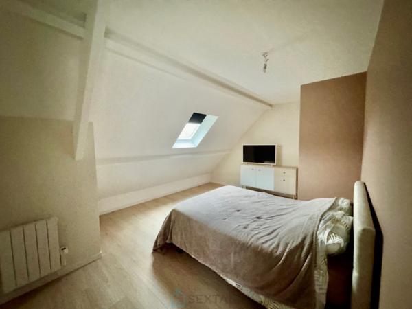 Appartement duplex avec balcon terrasse et parking