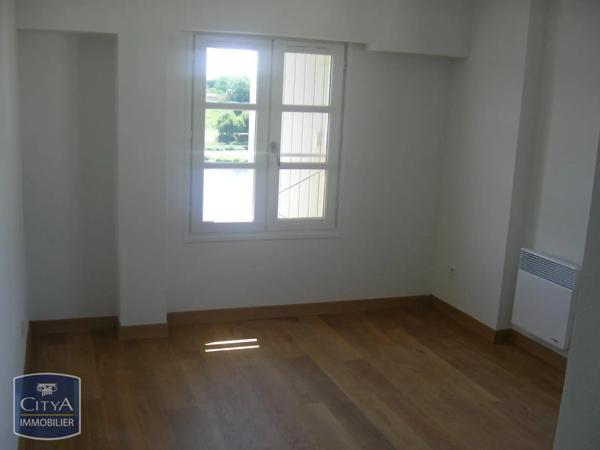 Appartement à louer 3 pièces 69m² Bergerac (24100)