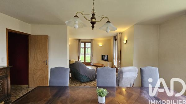 Maison à vendre 5 pièces 132 m² Saint-Étienne-de-Maurs