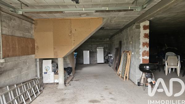 Maison à vendre 5 pièces 132 m² Saint-Étienne-de-Maurs