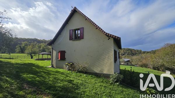 Maison à vendre 5 pièces 132 m² Saint-Étienne-de-Maurs