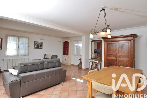 Maison à vendre 5 pièces 121 m² Clarensac