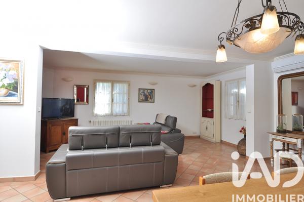 Maison à vendre 5 pièces 121 m² Clarensac