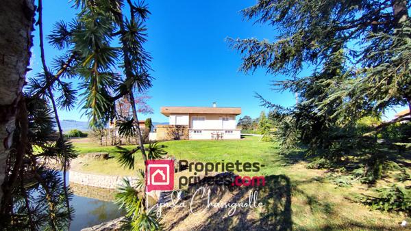 Maison 7 pièces - 187 m² - Terrain 4 500 m² - Riorges - Garage + dépendance