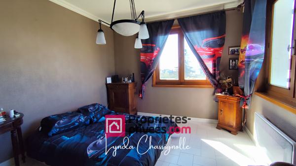 Maison 7 pièces - 187 m² - Terrain 4 500 m² - Riorges - Garage + dépendance