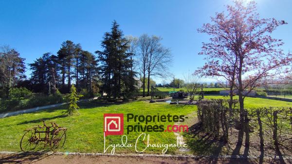 Maison 7 pièces - 187 m² - Terrain 4 500 m² - Riorges - Garage + dépendance