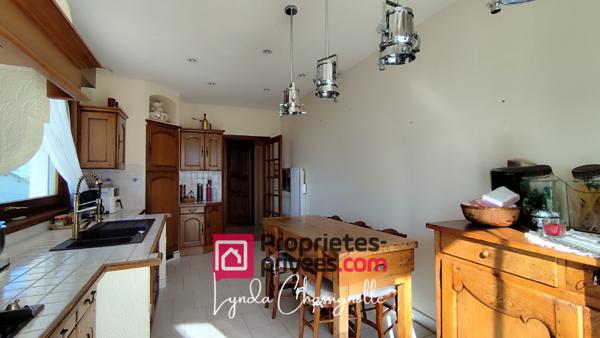Maison 7 pièces - 187 m² - Terrain 4 500 m² - Riorges - Garage + dépendance
