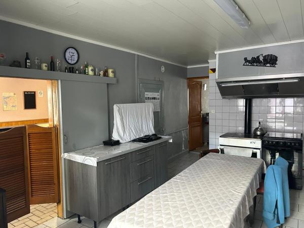 fonds de commerce restaurant et Bar avec licence 4