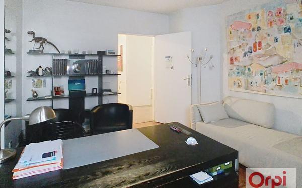Appartement à vendre    4 pièces • 66,25 m2 Issy-les-Moulineaux