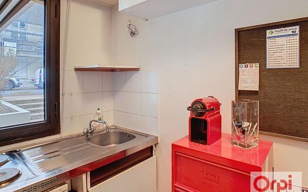 Appartement à vendre    4 pièces • 66,25 m2 Issy-les-Moulineaux