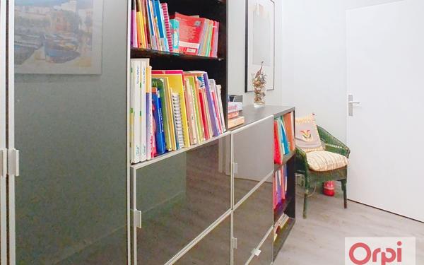 Appartement à vendre    4 pièces • 66,25 m2 Issy-les-Moulineaux