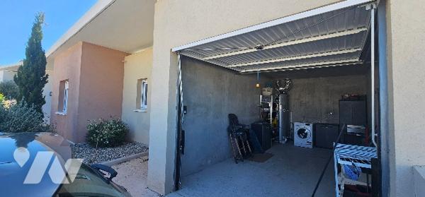 Appartement/villa T3 mitoyen avec jardin, garage et parking aux portes de Bonifacio