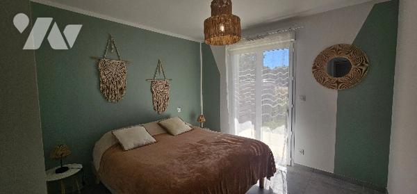Appartement/villa T3 mitoyen avec jardin, garage et parking aux portes de Bonifacio