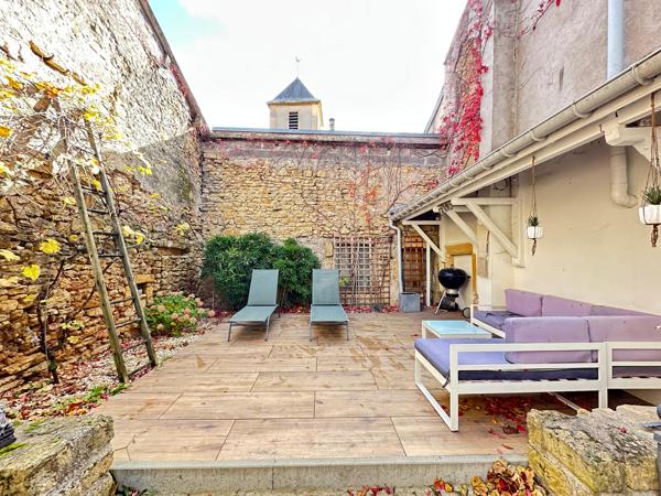 Triplex 137 m² à Marange-Silvange, 3 chambres, cour privative, garage