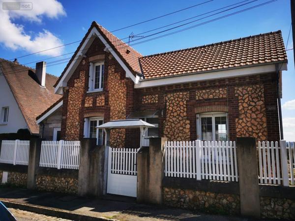 Maison à louer à Mont-Saint-Aignan en Seine-Maritime (76130), ref : 016/2973/SA