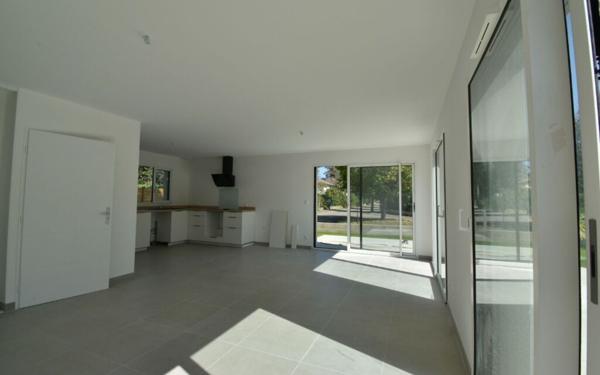 Maison à louer    4 pièces •  Beynost