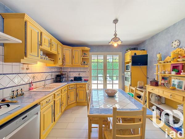 Maison à vendre 6 pièces 143 m² Pessac