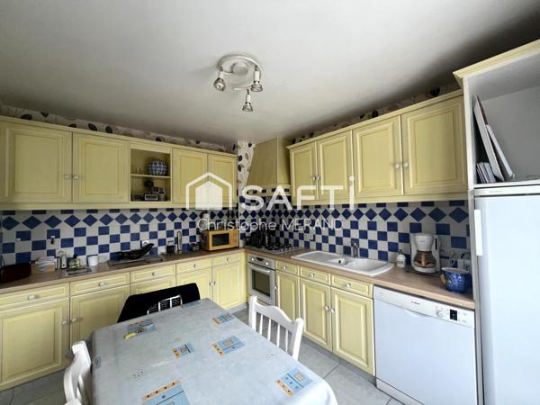 Dans le Centre d'INGRANDES Pavillon 4 chambres