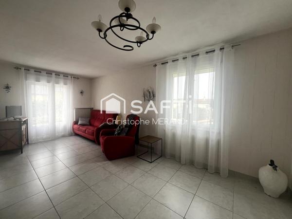 Dans le Centre d'INGRANDES Pavillon 4 chambres