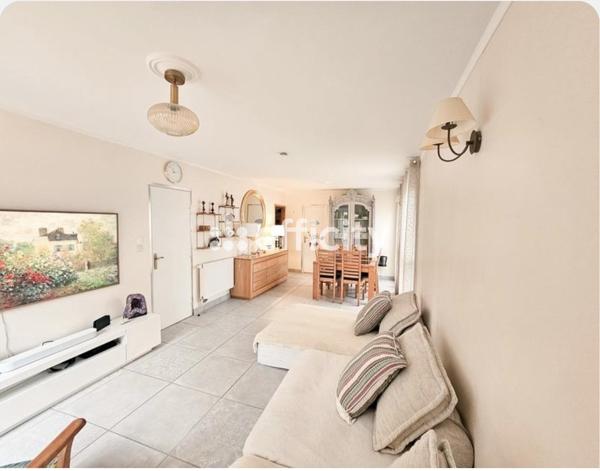 Appartement
         4 pièces
        - 84 m² Exclusivité