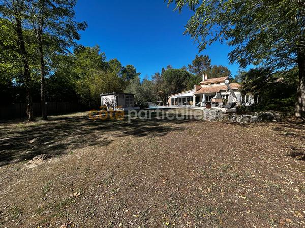 Vente
                Maison283 m² - 8 Pièces -
                    LA TREMBLADE (17390)