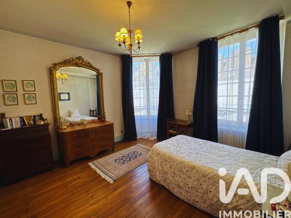 Maison à vendre 9 pièces 233 m² Entrains-sur-Nohain