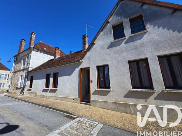 Maison à vendre 9 pièces 233 m² Entrains-sur-Nohain