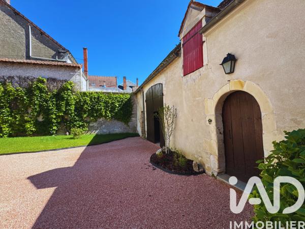 Maison à vendre 9 pièces 233 m² Entrains-sur-Nohain