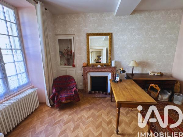 Maison à vendre 9 pièces 233 m² Entrains-sur-Nohain