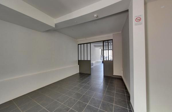 Local commercial Rue du Pont