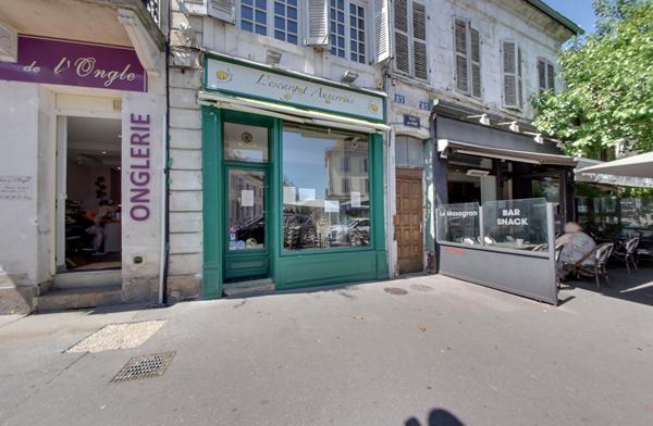 Local commercial Rue du Pont