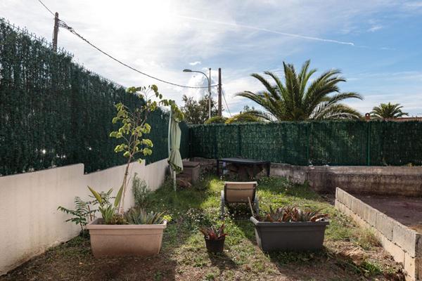 Appartement rénové de plain-pied 3 pièces au coeur du village de Peymeinade