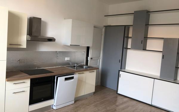 Appartement à vendre    2 pièces •  La Rochelle