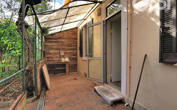 Maison à vendre    7 pièces •  Toulon