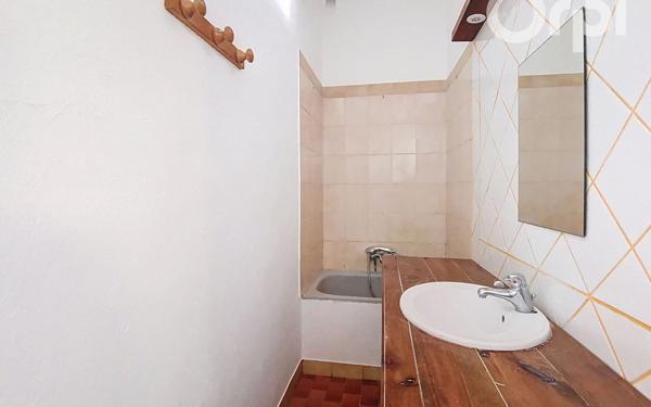 Maison à vendre    7 pièces •  Toulon