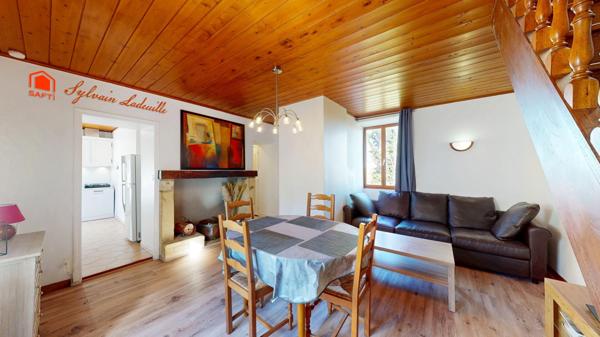 Ensemble de 2 Gîtes indépendants sur 1459 m2 de terrain